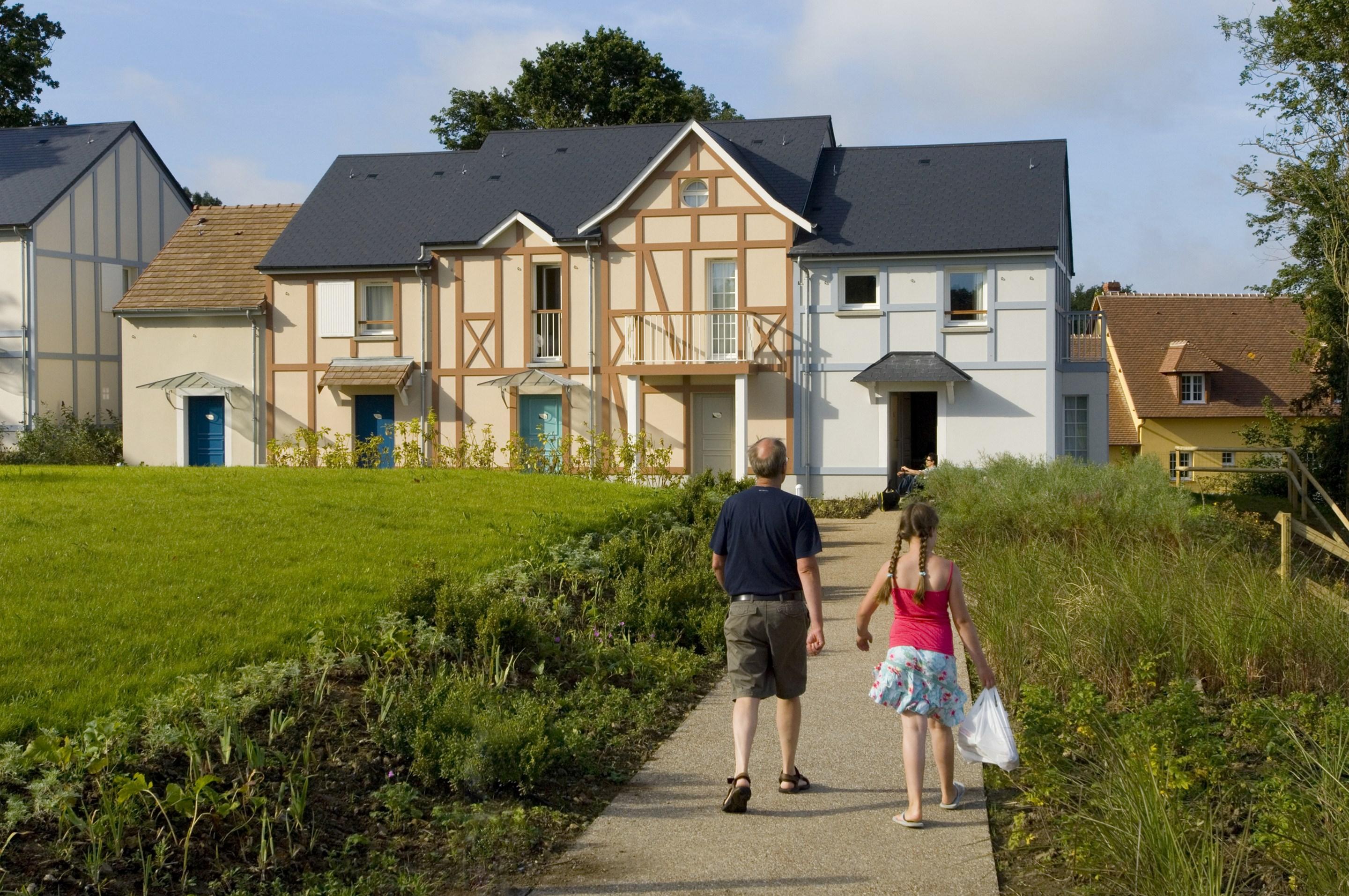 Village Pierre & Vacances Normandy Garden Branville Exterior photo